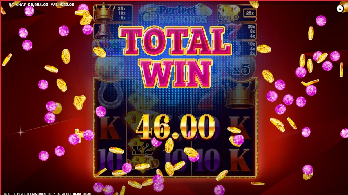 Imagem do jogo 5 Perfect Diamonds, mostrando os rolos com símbolos clássicos e diamantes brilhantes.